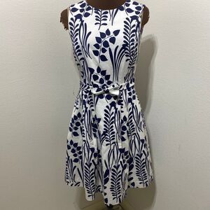 Elizabeth McKay Ginger Dress Sleeveless
Shift Or Fit & Flare Style Dress Size 4